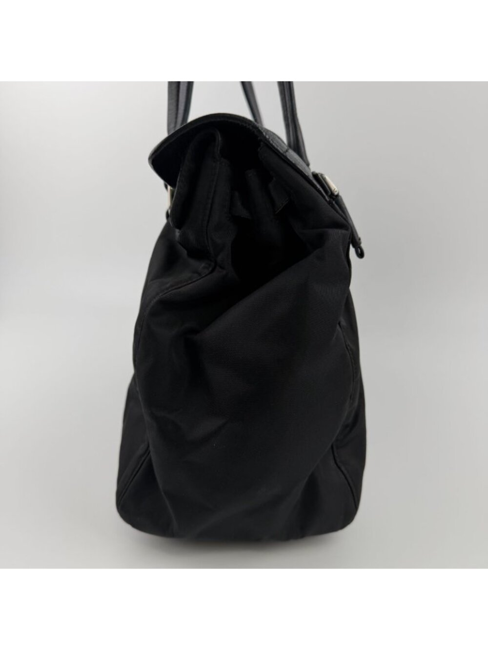 Prada Pocono Tote Black Nylon Leather Vintage - Picture 4 of 15